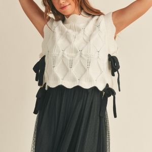 Scallop edges and side tie detail soft sweater vest in BLACK with Cream ties